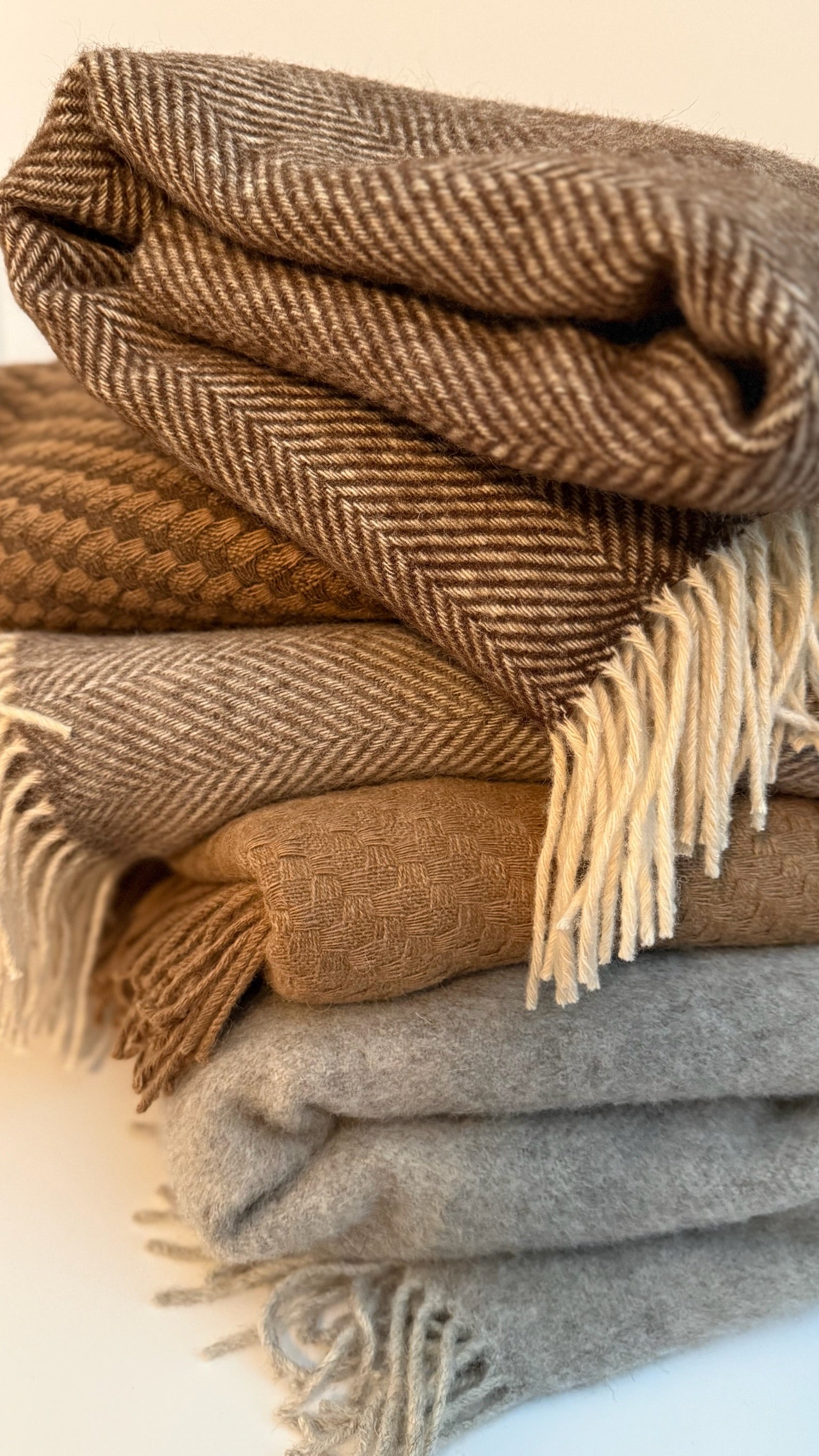 Chocolate Brown Herringbone Pure Wool Throw